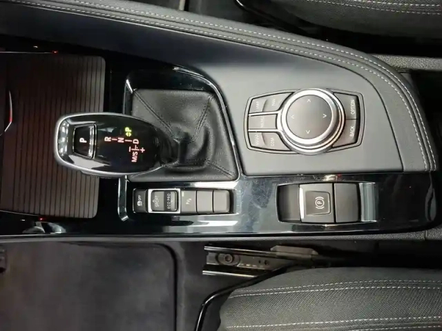 Bmw X2 sdrive 18i 140 ch dkg7 — photo 35