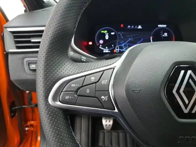 Renault Clio tce 90 — photo 31