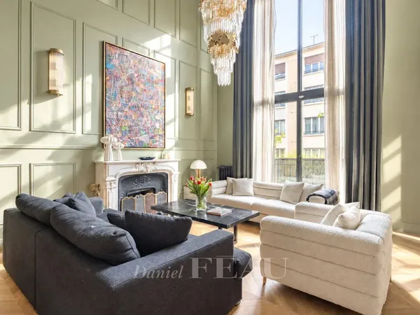 Neuilly - Saint James - Hôtel particulier rénové quatre chambres Demeure traversante et au calme