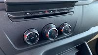 Renault Master F3500 L2H2 2.3 Blue dCi 135ch Confort — photo 26