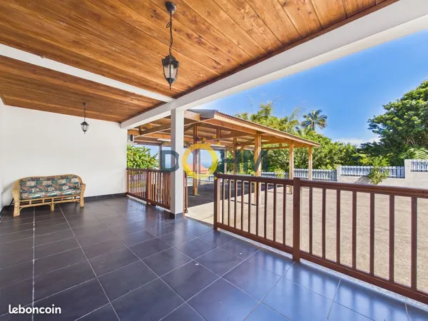 Villa 5 pièces 130 m²