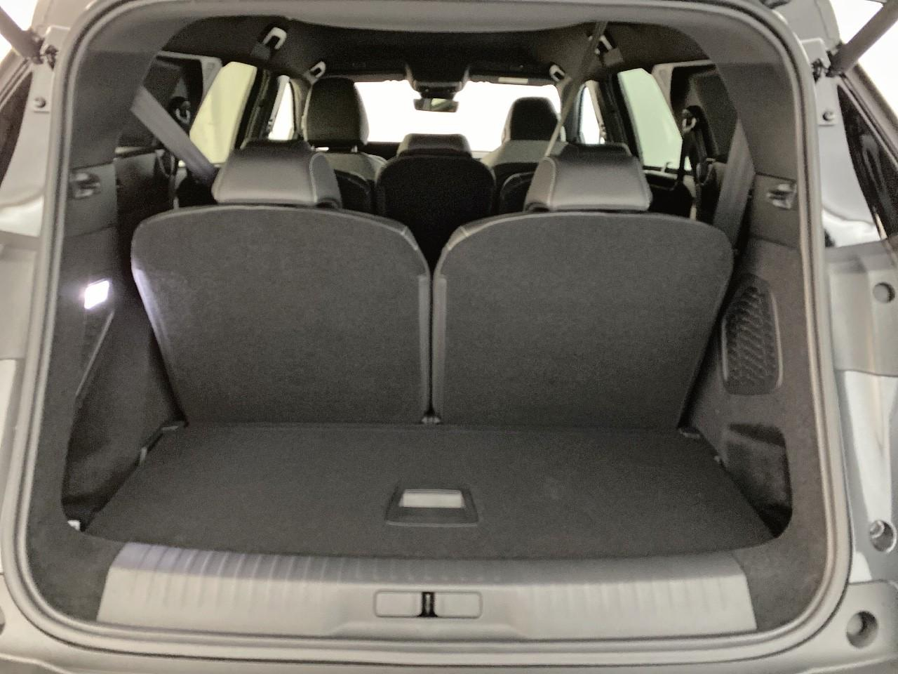 Peugeot 5008 hybrid 145 ch e-dcs6 gt — photo 6