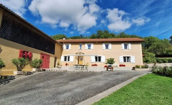 Propriété avec vue Pyrénées sur 2 hectares, MASSEUBE Gers