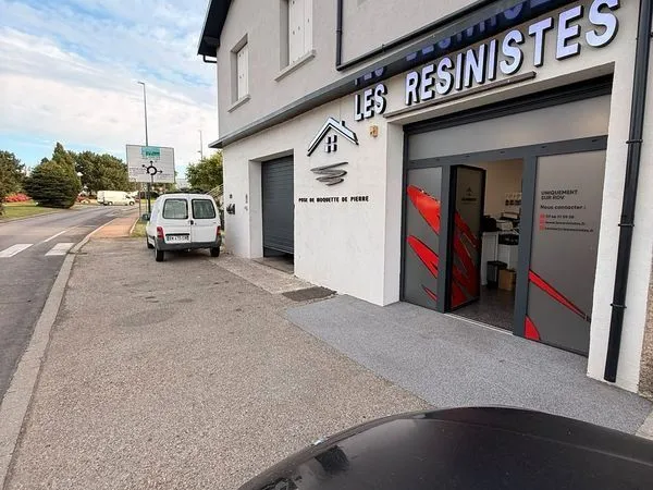 Local commercial sur axe passant