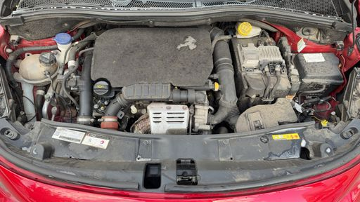 Peugeot 2008 1.2 PureTech 110 - Allure – 2018 – 106566 km – Essence – Boîte Manuelle — photo 44