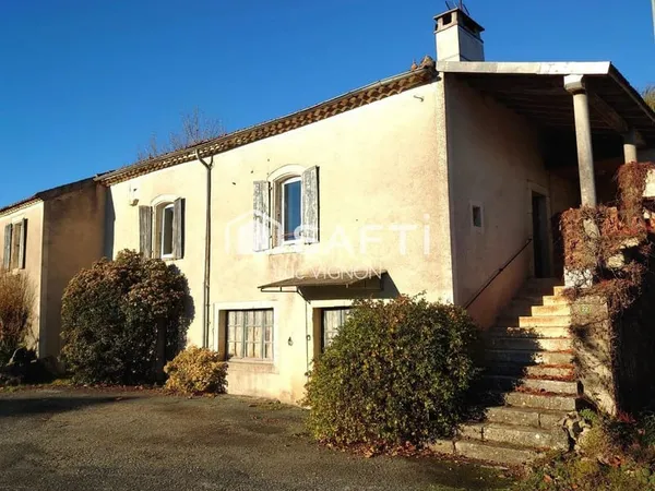 SPACIEUSE MAISON DE HAMEAU EN PIERRE AU CALME