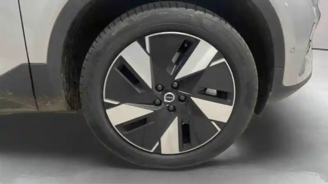 Volvo Ex40 single extended range 252 ch 1edt — photo 55