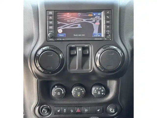 Jeep Wrangler v6 3.6 pentastar 284 - 4x4 rock trac bva — photo 24