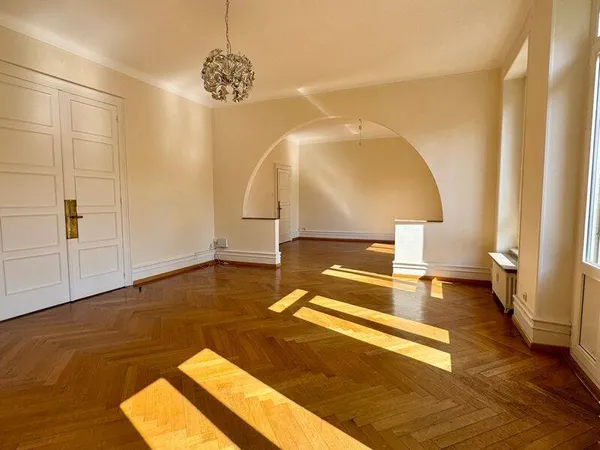 Appartement 5 pièces 141 m²