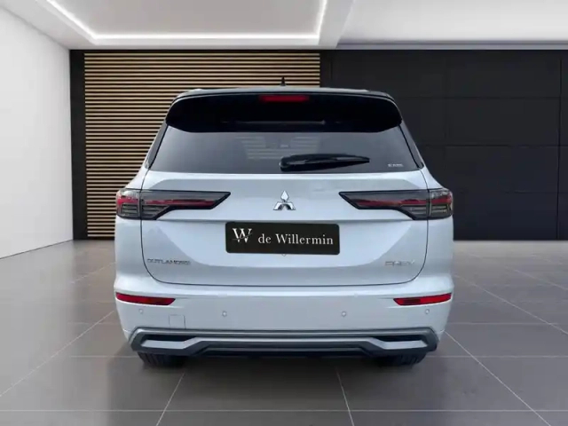 Mitsubishi Outlander 2.4 mivec phev 306 4wd instyle — photo 25