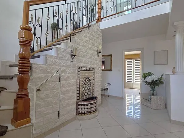 Maison 7 pièces 151 m²