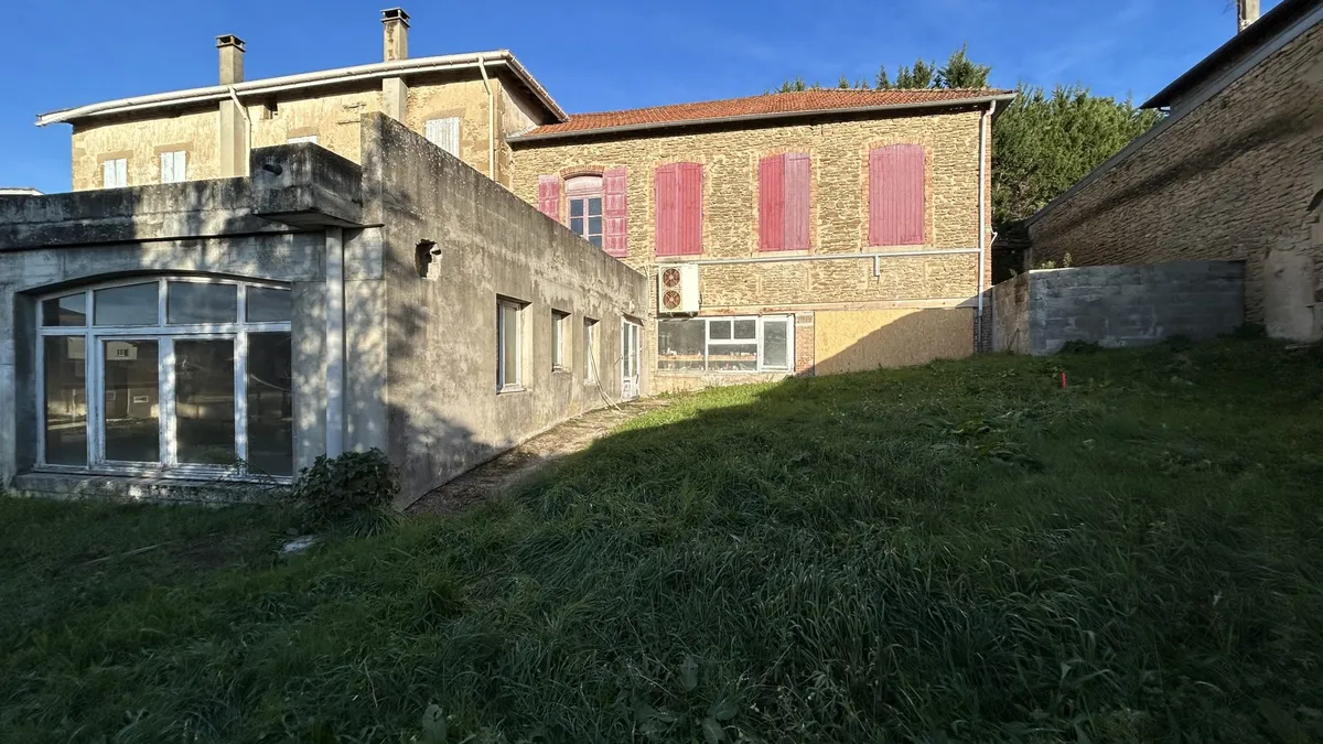 Photo 4