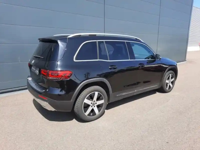 Mercedes Glb 200 d business line — photo 28