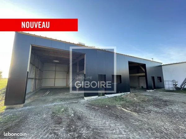 Local d'activité 250 m²
