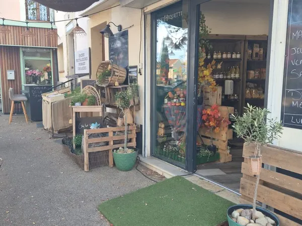 CESSION DROIT AU BAIL - 80 m² - PLEIN CENTRE D'EYRAGUES