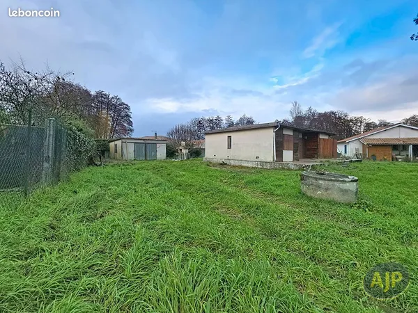Terrain 1268 m² IZON