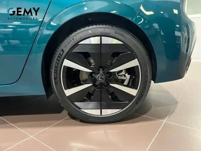 Peugeot 308 electrique 55 kwh 156ch — photo 11