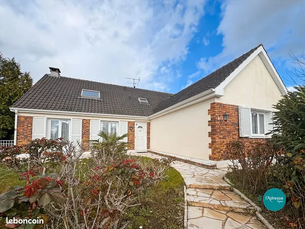 Maison 7 pièces 212 m²