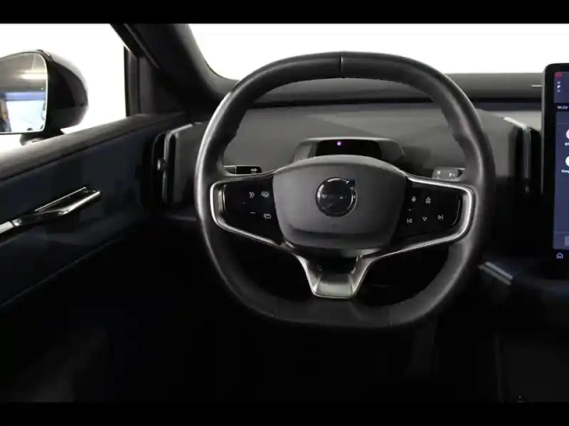 Volvo Ex30 single extended range 272ch plus — photo 13