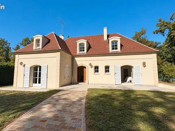 Maison 7 pièces 213 m²