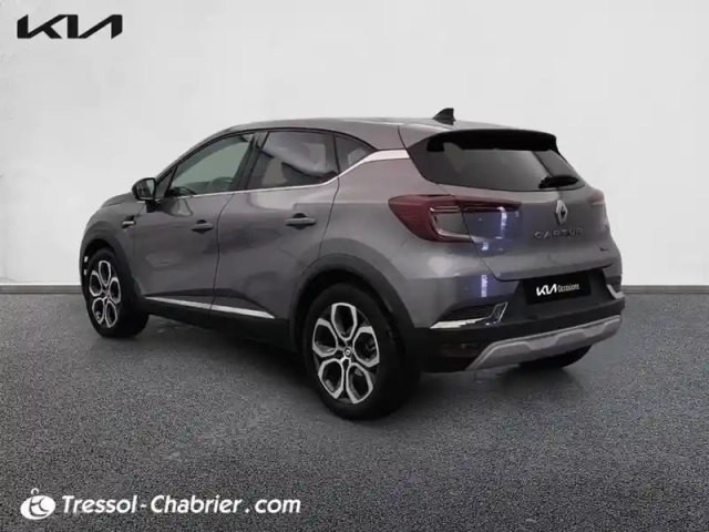Renault Captur e-tech 145 - 21 intens — photo 30