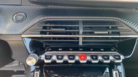 Peugeot 2008 1.2 PureTech 130ch S&S Allure EAT8 — photo 26