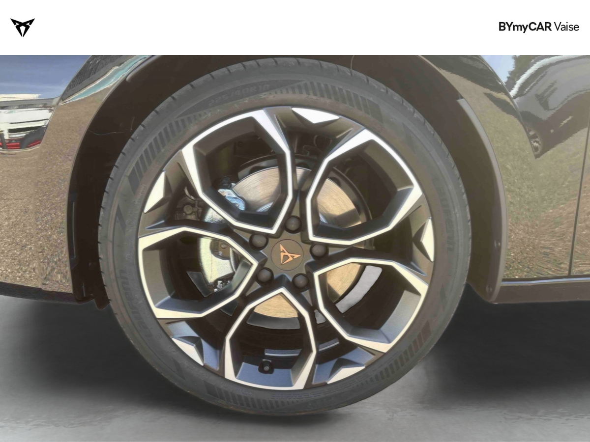 Cupra Leon 1.5 eTSI Hybrid 150 ch DSG7 — photo 14