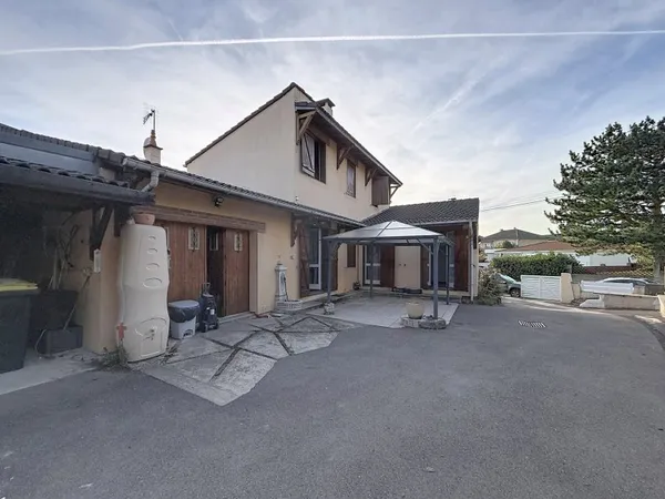 Maison 5 pièces 110 m²