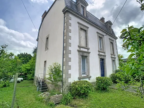 Maison 9 pièces 218 m²