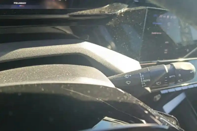 Peugeot 308 puretech 130ch s&amp;s eat8 — photo 21