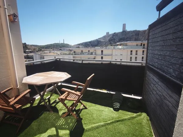 T2 Septemes les vallons - Climatisation - Terrasse