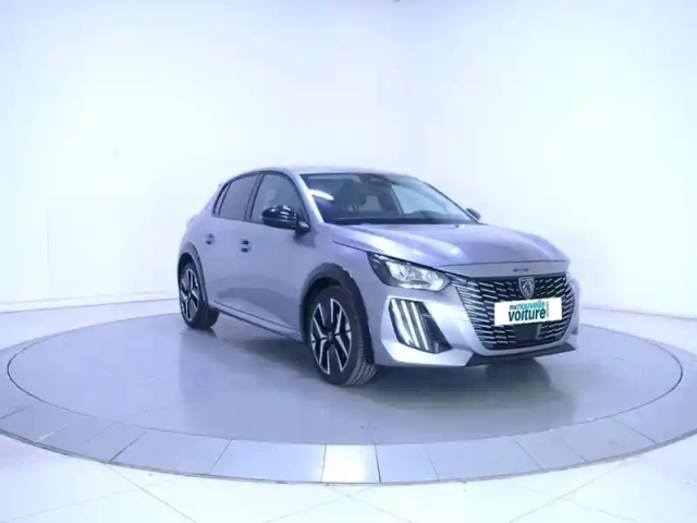 Peugeot 208 hybrid 110 e-dcs6 — photo 9