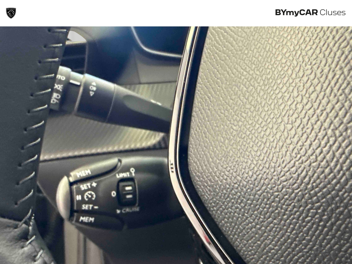 Peugeot 208 Turbo 100 ch BVM6 — photo 22