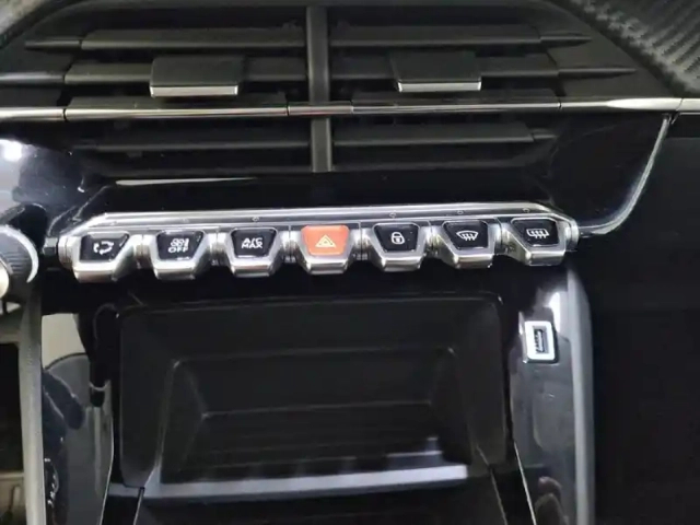 Peugeot 208 puretech 100 s&amp;s bvm6 — photo 75