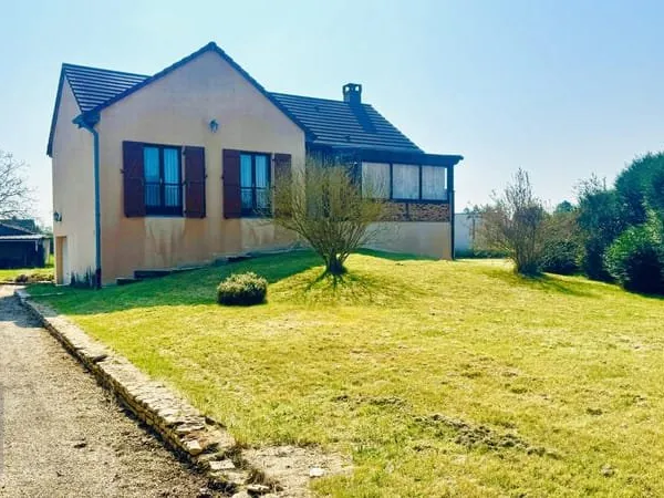 SASSENAY - MAISON INDIVIDUELLE - 3 chambres