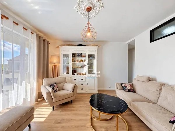 Appartement 5 pièces 93 m²