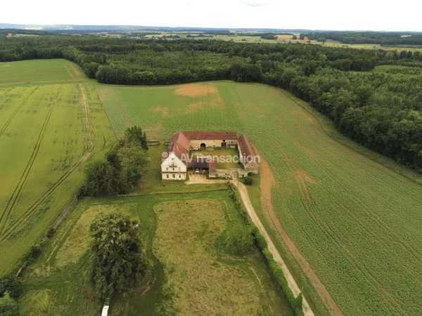 Corps de ferme d'exception  Jusqu'a 7,5 hectares de terrain