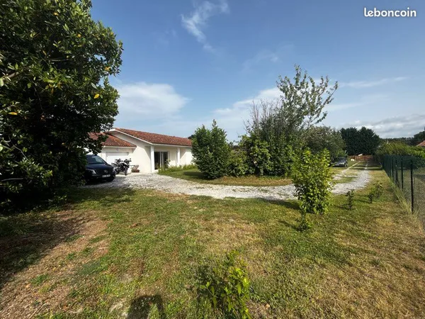 Maison récente 2023 - DPE A - 3 chambres - Terrain clos de 1 557 m²