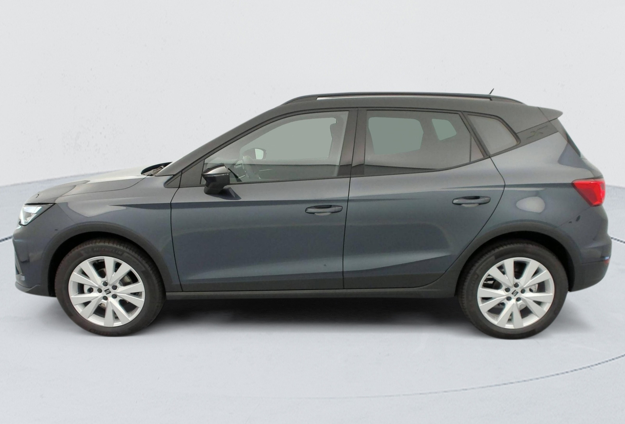 Seat Arona — photo 2