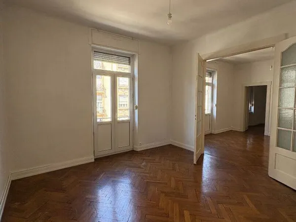 Appartement 6 pièces 152 m²