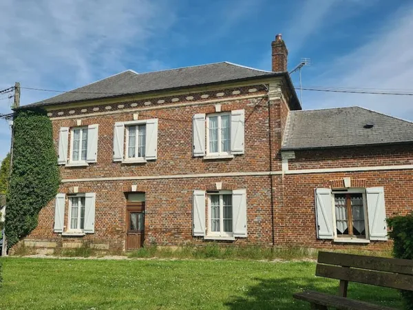 Maison 8 pièces 170 m²