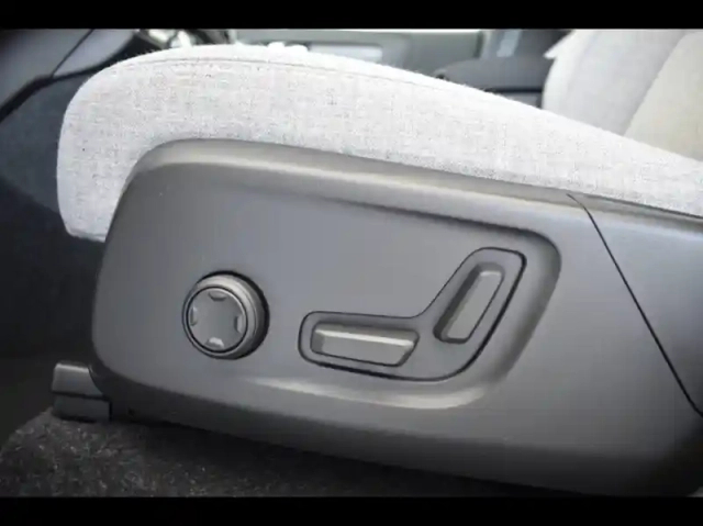 Volvo C40 recharge extended range 252ch ultimate — photo 26