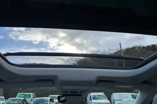 Citroën C5 Aircross hybride rechargeable 195 e-eat7 — photo 74