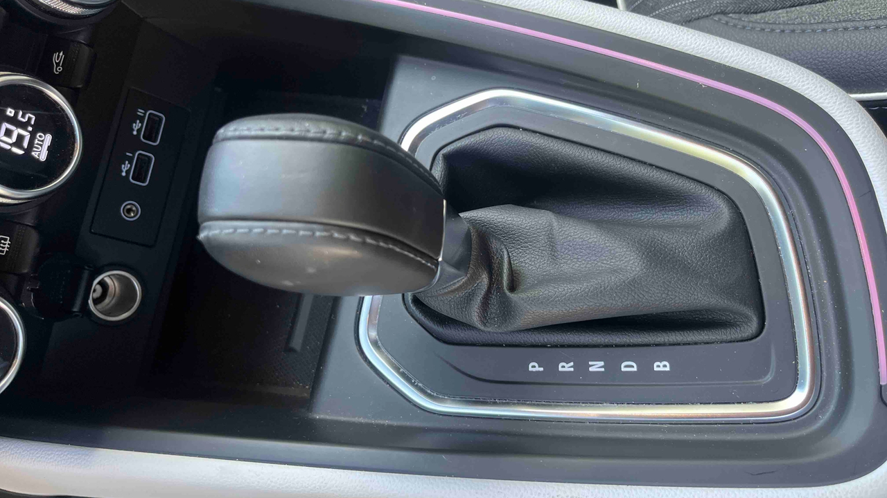 Renault Clio E-Tech full hybrid 145 — photo 22