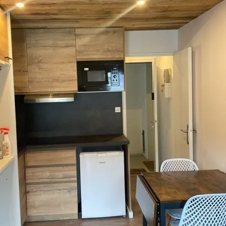 Studio meublé 18 m² rénové - Vue pistes - Pyrénées 2000 - Locataire en place
