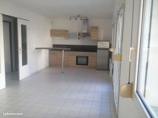 Appartement 2 pièces 49m2 MAROTS/CENTRE VILLE
