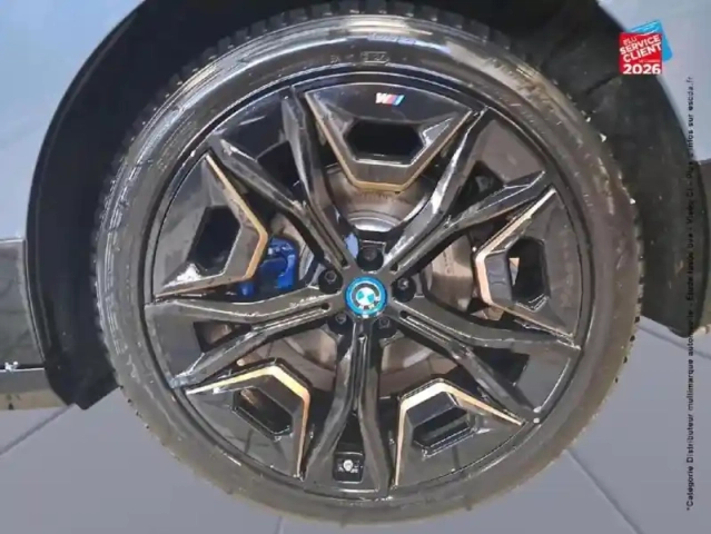 Bmw Ix xdrive40 326ch — photo 10