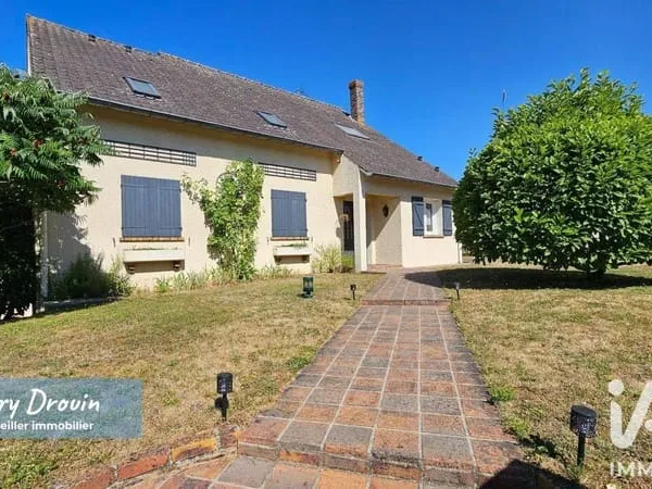 Maison 6 pièces 213 m²