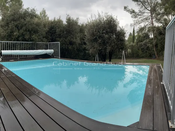 Location de Septembre à Juin : Villa 3 pieces avec Piscine