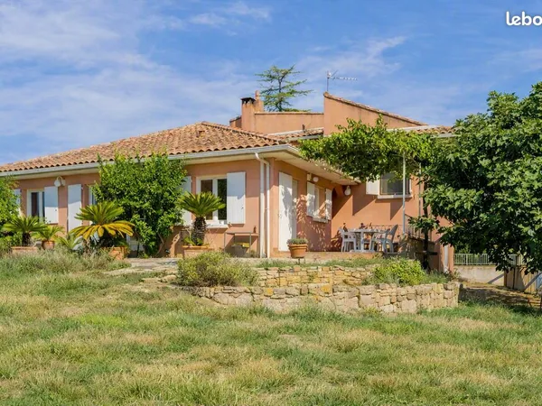 Villa 5 pièces 148 m²